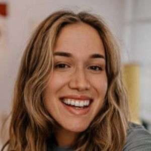 Meet your Posher, Poppy